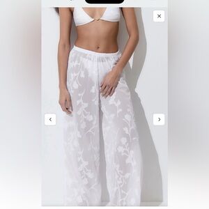 Darla trousers Elegant White Floral Women's Pants